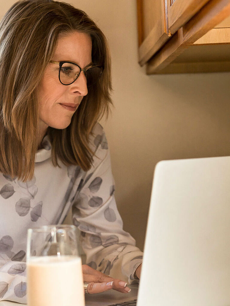 woman on laptop