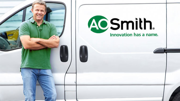 Man leans against van Man leans against van